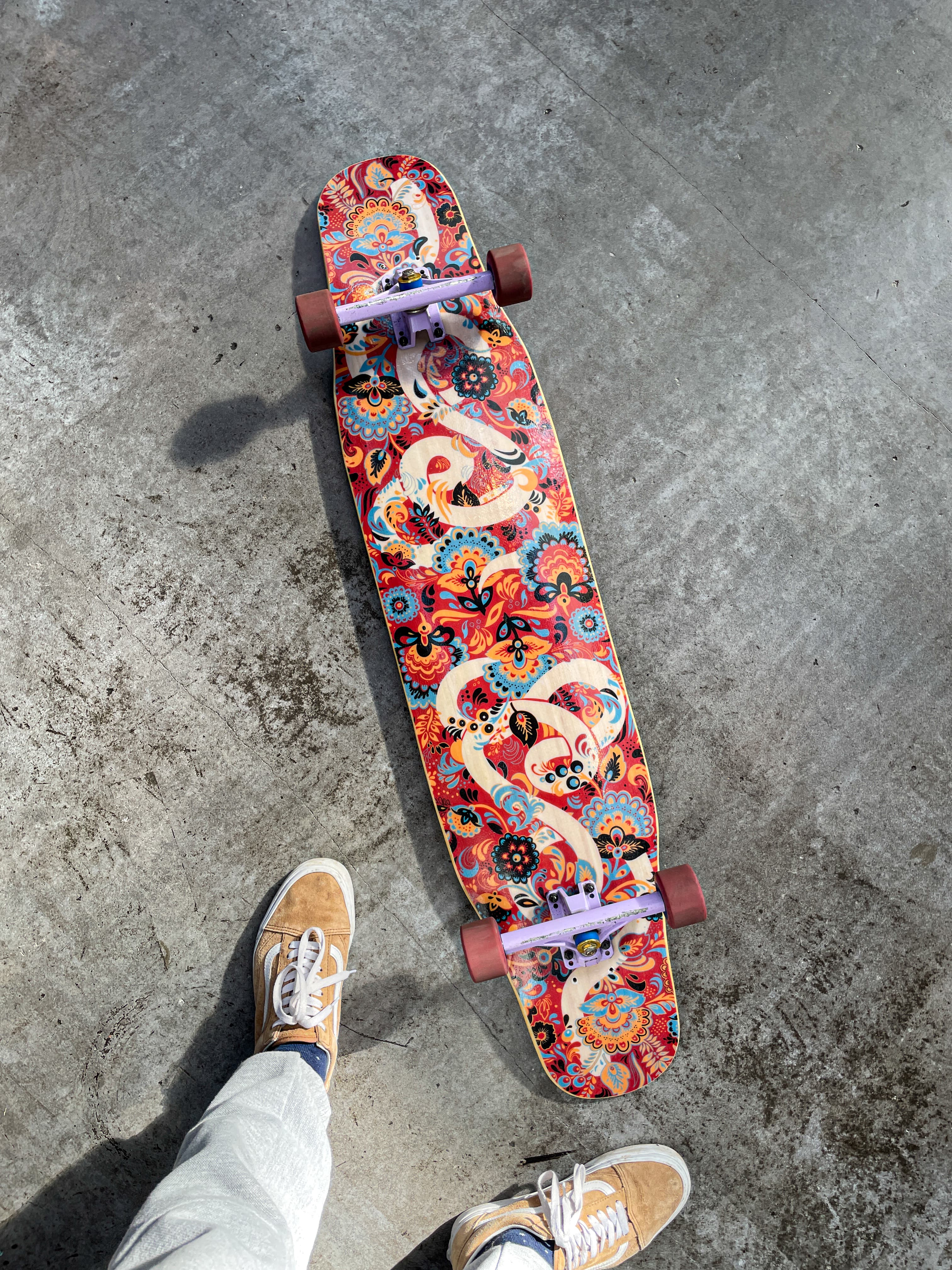 Back of the printed design on a longboard